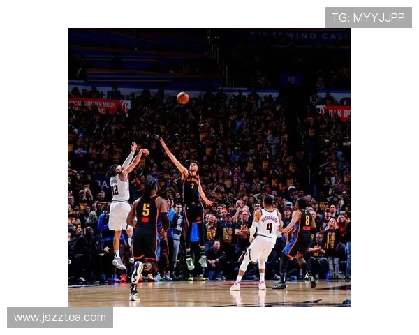 篮球赛快讯聚焦终场绝杀与逆转风云激荡全场热血对决点燃观众激情时刻 - 副本 (3) - 副本