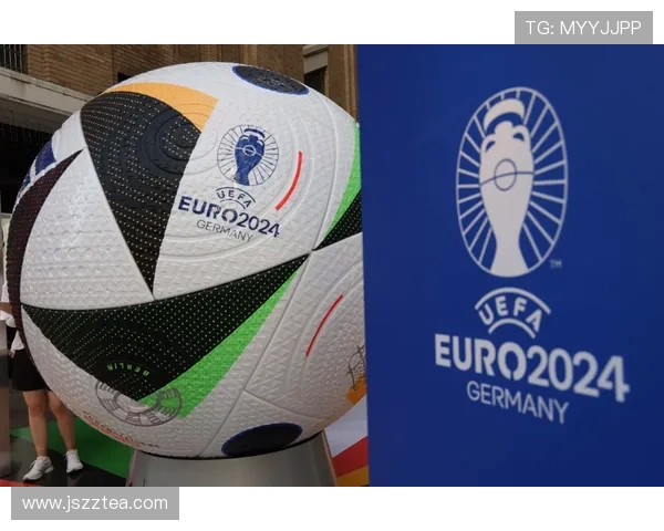 绿茵烽火再燃足球德比大战巅峰对决全景解析热血荣耀之夜风云激荡 - 副本 - 副本 - 副本 - 副本 (2)