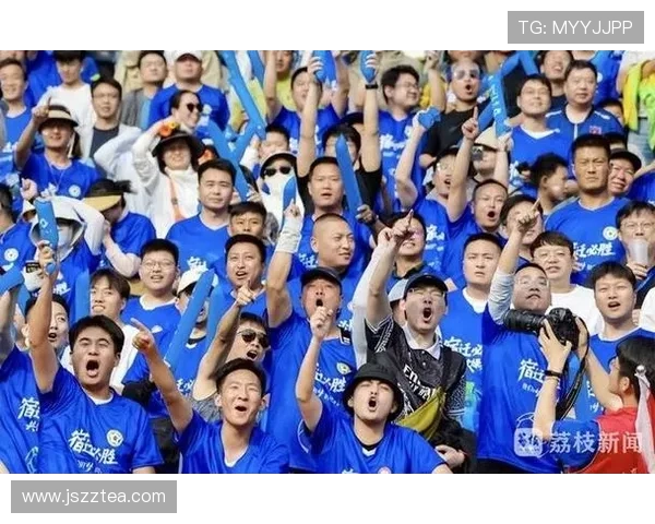 绝杀与逆转交织的焦点之夜强强对话点燃联赛战火引爆球迷热情全场沸腾 - 副本 - 副本 (2) - 副本